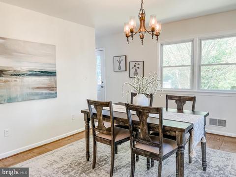 9900 Braddock Rd, Silver Spring, MD 20903 photo 7
