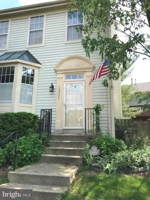 1301 Travis View Ct, Gaithersburg, MD 20879