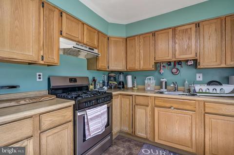 2808 Henderson Ct, Silver Spring, MD 20902 photo 14