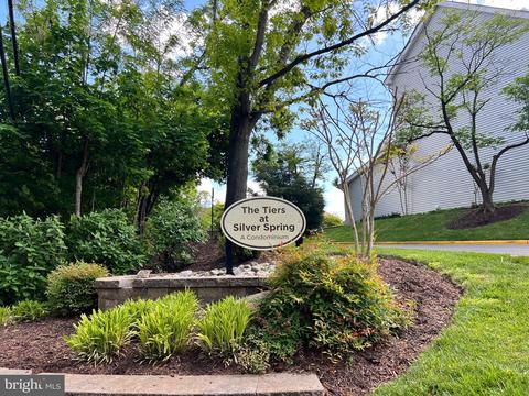 1627 Carriage House Ter #1627-E, Silver Spring, MD 20904