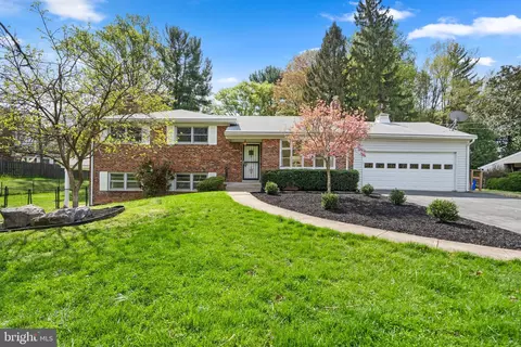 13425 Doncaster Ln, Silver Spring, MD 20904