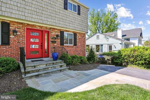 5508 Oakmont Ave, Bethesda, MD 20817