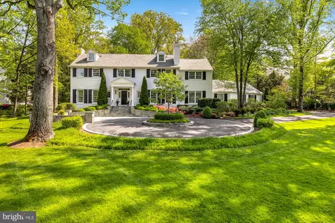 7219 Arrowood Rd, Bethesda, MD 20817