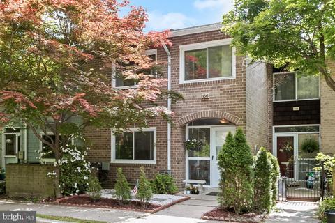 136 New Mark Esplanade, Rockville, MD 20850
