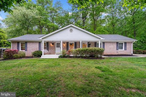 6 Kings House Ct, Silver Spring, MD 20905