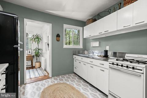 8720 Manchester Rd #3, Silver Spring, MD 20901 photo 5