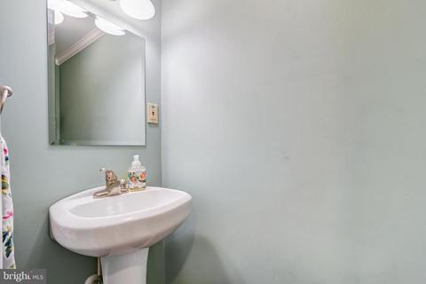 614 Suffield Dr, Gaithersburg, MD 20878 photo 18