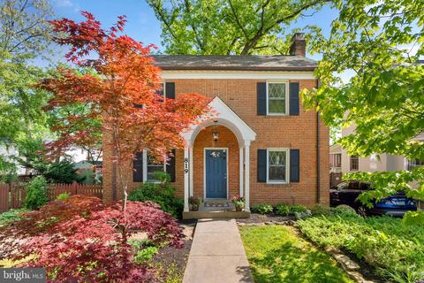 819 Islington St, Silver Spring, MD 20910