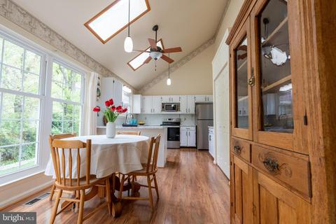 12901 Hawkshead Ter, Silver Spring, MD 20904