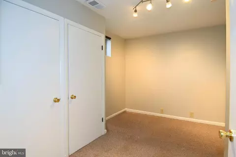 2106 Bucknell Ter #40, Silver Spring, MD 20902 photo 32