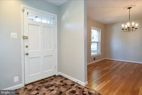 2106 Bucknell Ter #40, Silver Spring, MD 20902 photo 3
