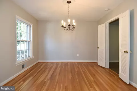 2106 Bucknell Ter #40, Silver Spring, MD 20902 photo 6