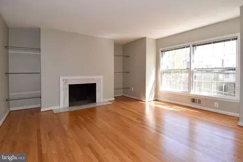 2106 Bucknell Ter #40, Silver Spring, MD 20902 photo 13