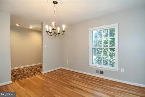 2106 Bucknell Ter #40, Silver Spring, MD 20902 photo 5