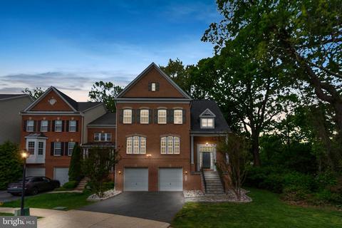 3218 Red Orchid Way, Kensington, MD 20895