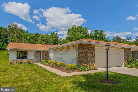 3605 Tarkington Ln #61-A, Silver Spring, MD 20906