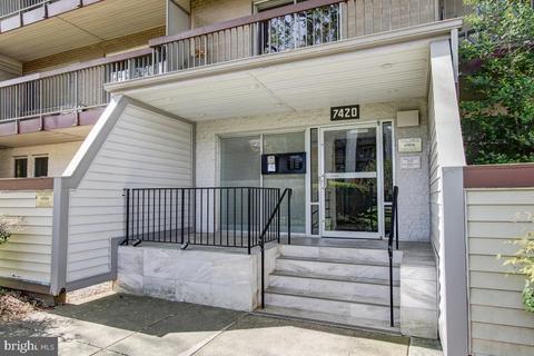 7420 Lakeview Dr #W403, Bethesda, MD 20817
