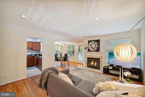 10717 Hampton Mill Ter #100/301, Rockville, MD 20852