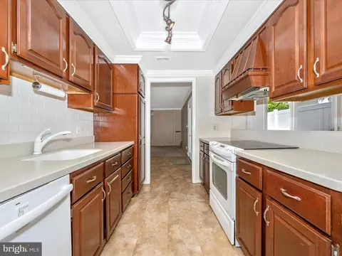 14601 Deerhurst Ter #210-B, Silver Spring, MD 20906 photo 13