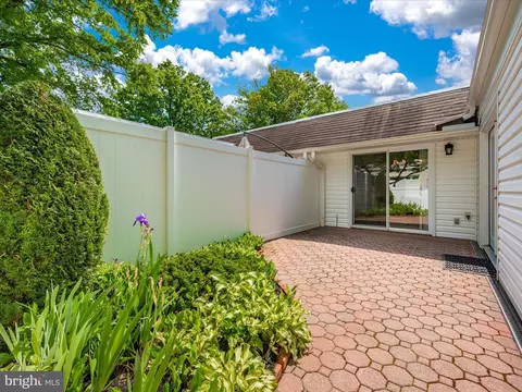 14601 Deerhurst Ter #210-B, Silver Spring, MD 20906 photo 39