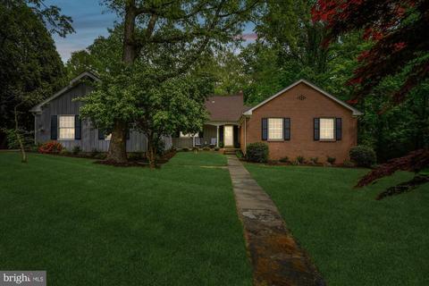10001 Carter Rd, Bethesda, MD 20817
