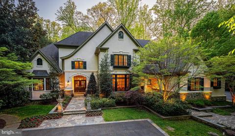 9901 River View Ct, Potomac, MD 20854