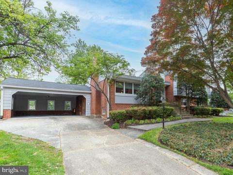 6514 Lone Oak Dr, Bethesda, MD 20817