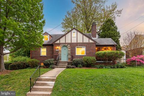 10015 Sutherland Rd, Silver Spring, MD 20901