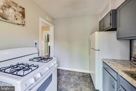 10015 Sutherland Rd, Silver Spring, MD 20901 photo 13