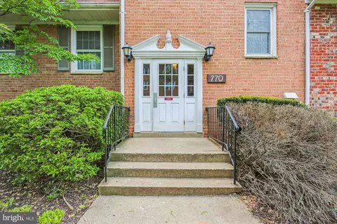 770 Quince Orchard Blvd #201, Gaithersburg, MD 20878