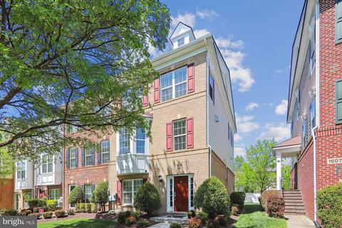1609 Poplar Run Dr, Silver Spring, MD 20906