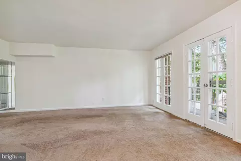 8900 16th St #8900, Silver Spring, MD 20910 photo 11