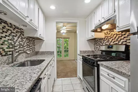 8900 16th St #8900, Silver Spring, MD 20910 photo 5