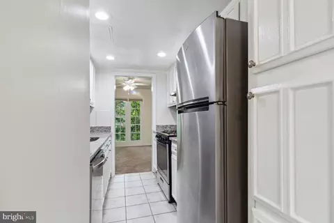 8900 16th St #8900, Silver Spring, MD 20910 photo 6