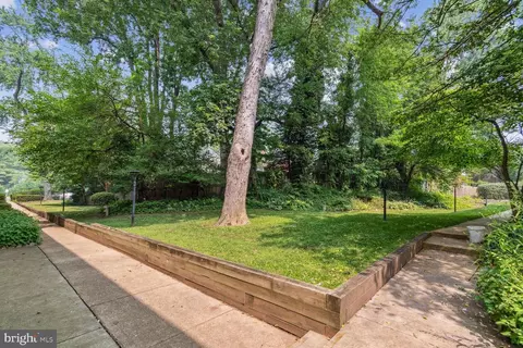 8900 16th St #8900, Silver Spring, MD 20910 photo 27