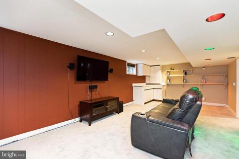 9218 Mintwood St, Silver Spring, MD 20901 photo 32