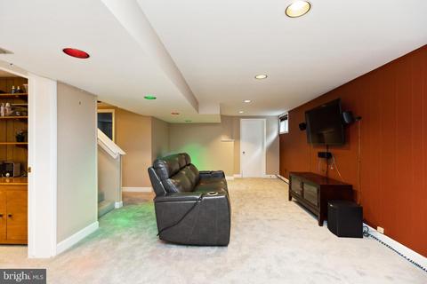 9218 Mintwood St, Silver Spring, MD 20901 photo 34