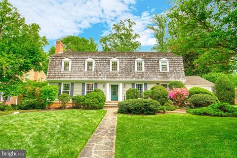 8005 Coach St, Potomac, MD 20854