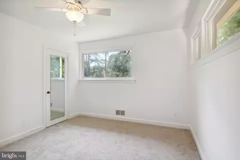 401 Quaint Acres Dr, Silver Spring, MD 20904 photo 18