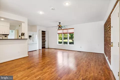 401 Quaint Acres Dr, Silver Spring, MD 20904 photo 9