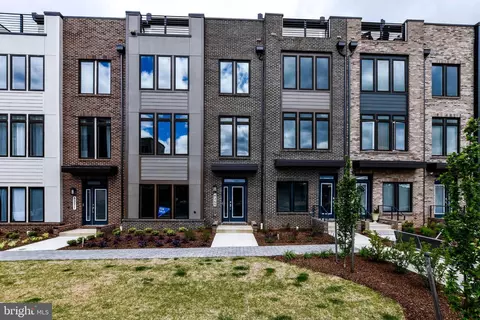 8269 Front Loop, Rockville, MD 20855