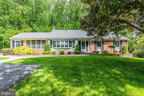 617 Hawkesbury Ter, Silver Spring, MD 20904
