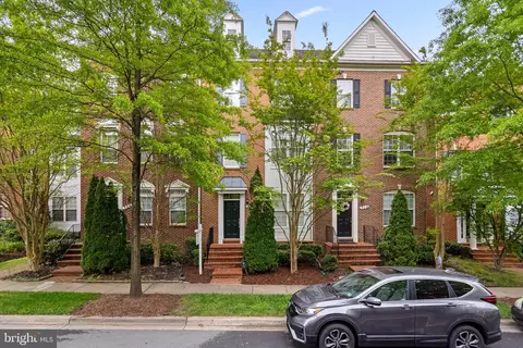 708 Ridgemont Ave, Rockville, MD 20850