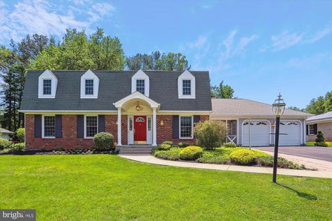 4524 Hornbeam Dr, Rockville, MD 20853
