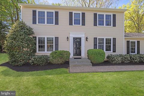 2500 Lindley Ter, Rockville, MD 20850