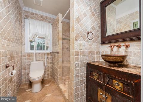 9902 Sutherland Rd, Silver Spring, MD 20901 photo 17