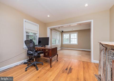 9902 Sutherland Rd, Silver Spring, MD 20901 photo 10