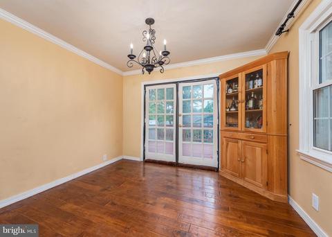 9902 Sutherland Rd, Silver Spring, MD 20901 photo 11