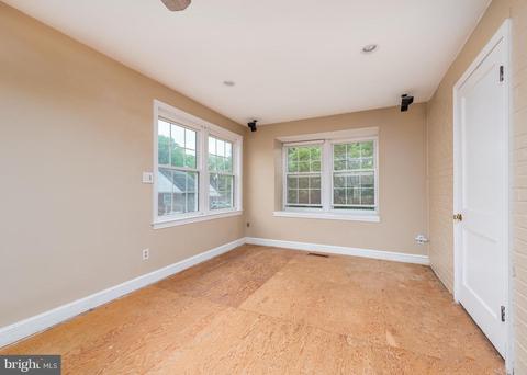 9902 Sutherland Rd, Silver Spring, MD 20901 photo 12