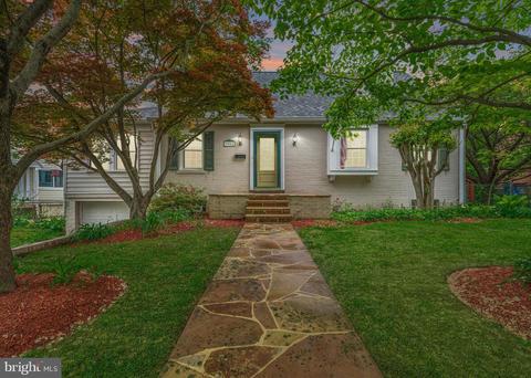 9902 Sutherland Rd, Silver Spring, MD 20901